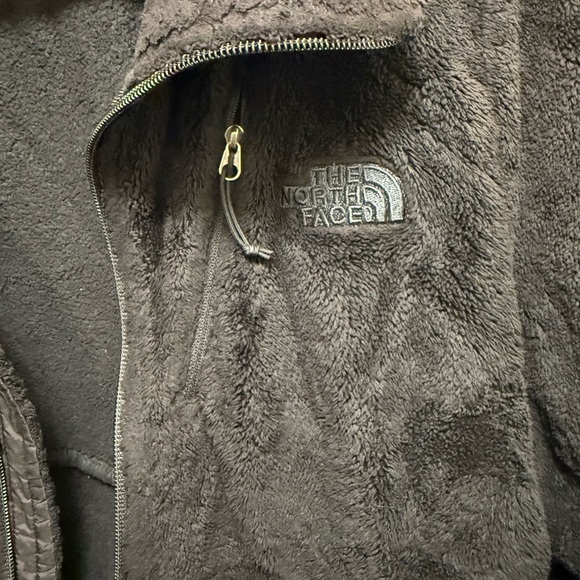The North Face Women's Black Fleece Jacket - Picture 4 of 7